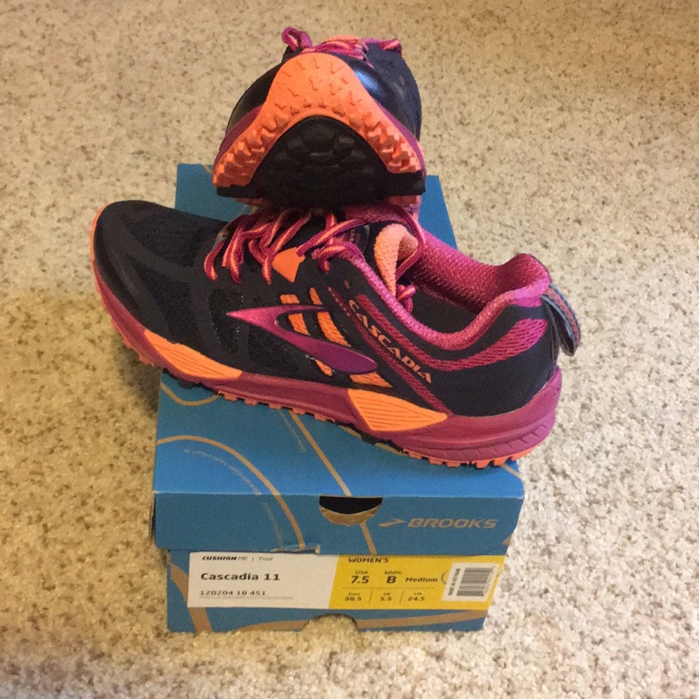 Brooks Cascadia 11